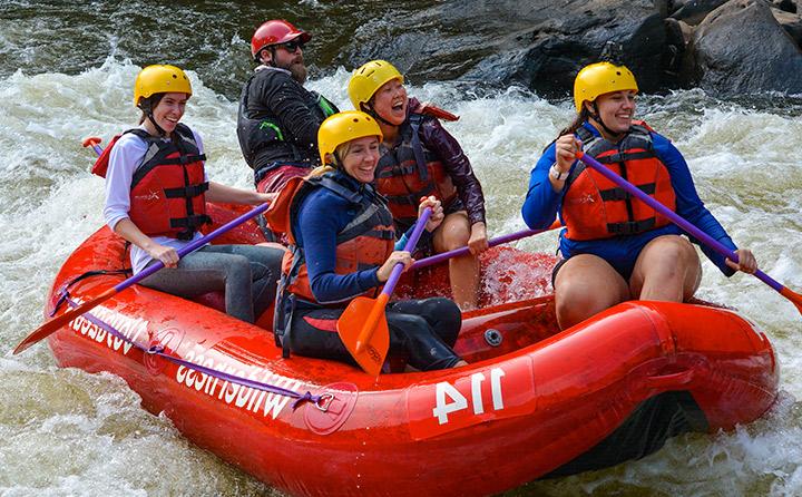 Image of 学生 白水事件 Rafting